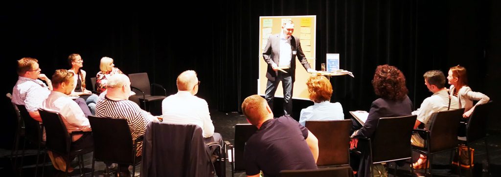 Fünfte Fachtagung Standortfaktor Mensch in Gera; BFW Thueringen mit Leistungen für Umschulung