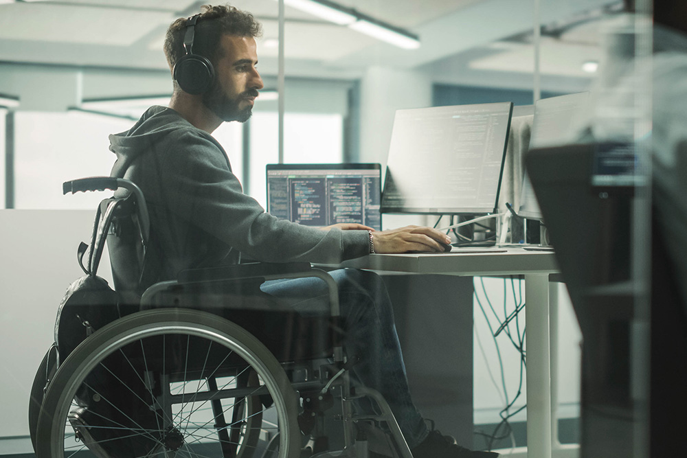 BFW Thueringen IHK Umschulung zu Fachinformatiker Systemintegration